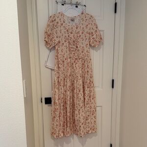 Linennaive floral lace up dress